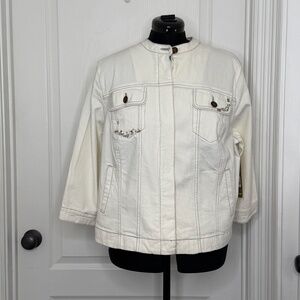 NWT Ave Jeans off White Denim Jacket Size 18-20 Studs Embroidery Patchwork Chic